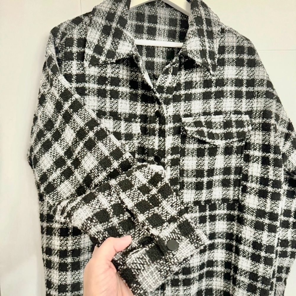 Black and White DEX woven Plaid Shacket